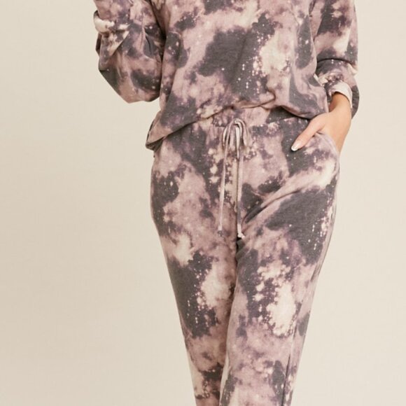 109 $22. Live Start, NWT 2 piece loungewear set Vtop and Jogger purple - Picture 2 of 11